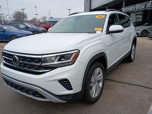 2022 Volkswagen Atlas 3.6L SE w/Technology