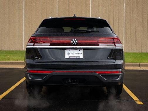 2026 Volkswagen Atlas Cross Sport 2.0T SE w/Technology 4MOTION