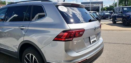 2021 Volkswagen Tiguan 2.0T SE 4MOTION