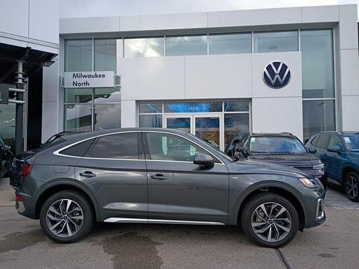 2022 Audi Q5 45 S line Premium