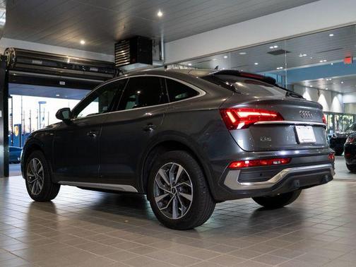 2022 Audi Q5 45 S line Premium
