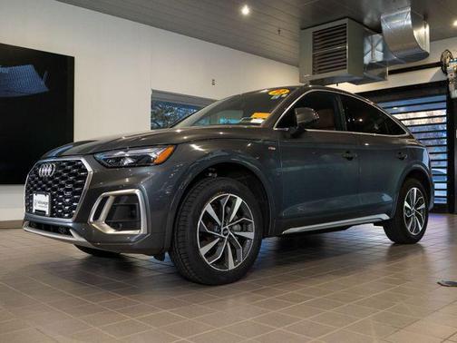 2022 Audi Q5 45 S line Premium