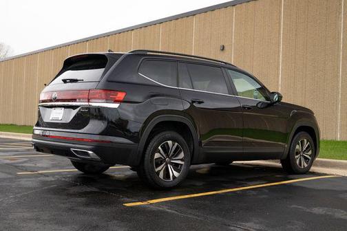 2025 Volkswagen Atlas 2.0T SE