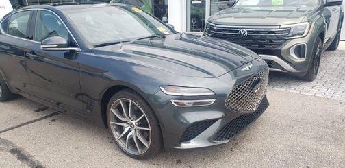 2023 Genesis G70 2.0T AWD
