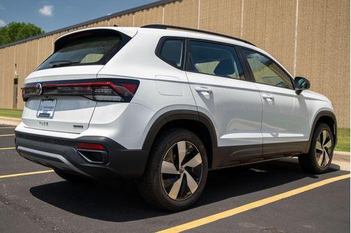 2025 Volkswagen Taos 1.5T S