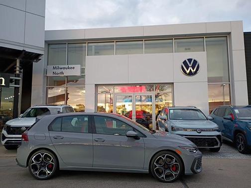 2025 Volkswagen Golf GTI 2.0T S DSG