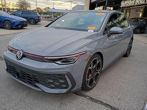 2025 Volkswagen Golf GTI 2.0T S DSG