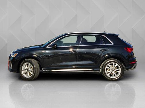 2023 Audi Q3 Premium 45 TFSI S line quattro Tiptronic