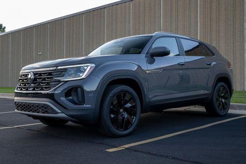 2026 Volkswagen Atlas Cross Sport 2.0T SE w/Technology 4MOTION