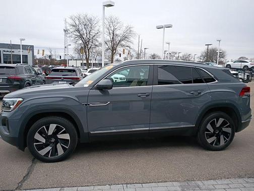 2026 Volkswagen Atlas Cross Sport 2.0T SEL