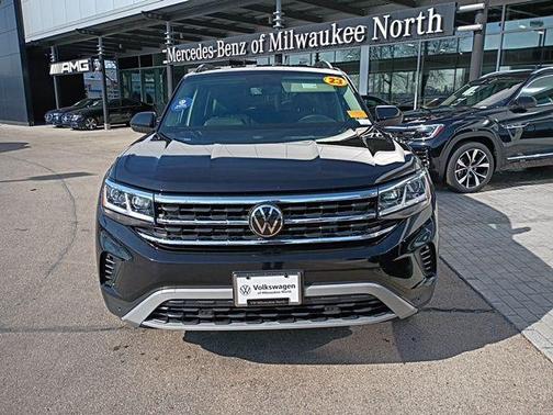 2023 Volkswagen Atlas 2.0T SE w/Technology 4MOTION