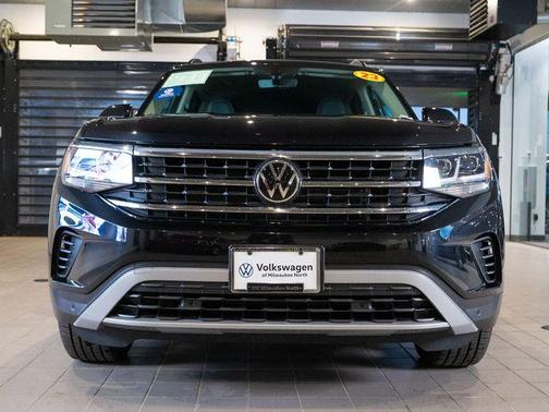 2023 Volkswagen Atlas 2.0T SE w/Technology 4MOTION