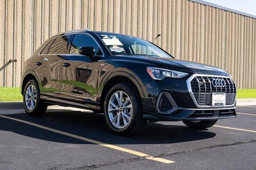 2022 Audi Q3 45 S line Premium