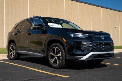 2025 Volkswagen Tiguan 2.0T SE 4MOTION