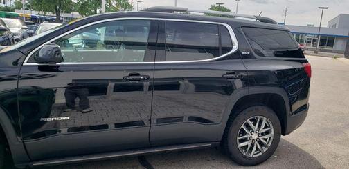 2017 GMC Acadia SLT-1