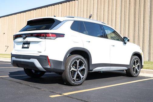2025 Volkswagen Tiguan 2.0T SE 4MOTION