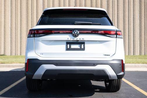 2025 Volkswagen Tiguan 2.0T SE 4MOTION
