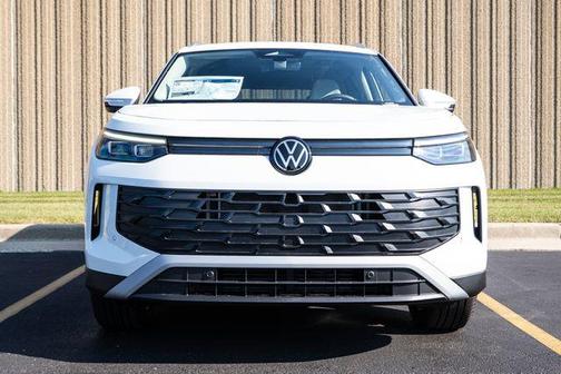 2025 Volkswagen Tiguan 2.0T SE 4MOTION