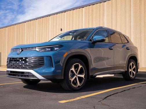 monterey blue pearl 2026 Volkswagen Tiguan 2.0T SE 4MOTION