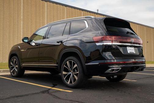 2026 Volkswagen Atlas 2.0T SEL Premium R-Line 4MOTION