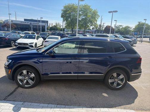 Atlantic Blue Metallic 2021 Volkswagen Tiguan 2.0T SEL