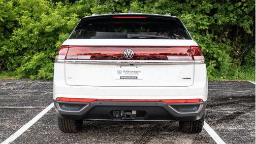2024 Volkswagen Atlas Cross Sport 2.0T SE w/Technology 4MOTION