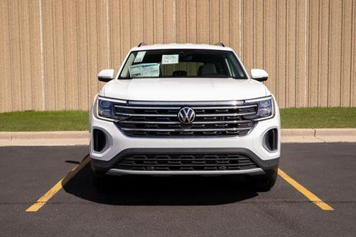 2025 Volkswagen Atlas 2.0T SE w/Technology 4MOTION