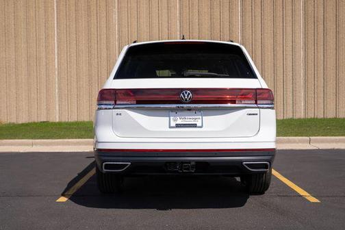 2025 Volkswagen Atlas 2.0T SE w/Technology 4MOTION