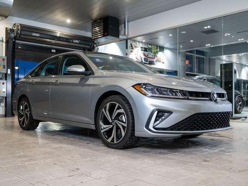 2025 Volkswagen Jetta 1.5T SEL