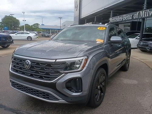 2024 Volkswagen Atlas Cross Sport 2.0T SE w/Technology 4MOTION
