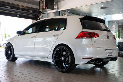 2017 Volkswagen Golf R 2.0T Manual