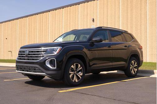 2025 Volkswagen Atlas 2.0T SE