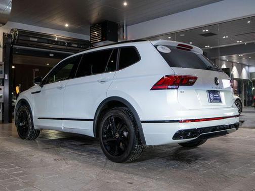 2024 Volkswagen Tiguan 2.0T SE R-Line Black 4MOTION