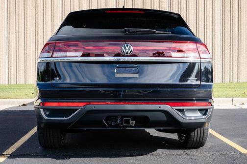 2026 Volkswagen Atlas Cross Sport 2.0T SE w/Technology 4MOTION