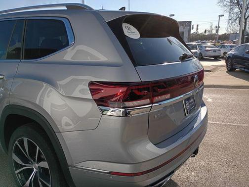 2024 Volkswagen Atlas 2.0T SEL Premium R-Line 4MOTION