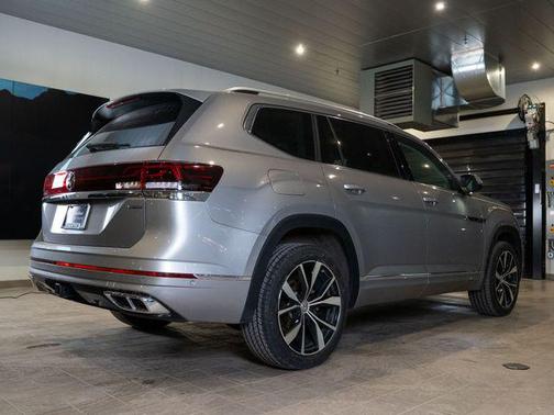 2024 Volkswagen Atlas 2.0T SEL Premium R-Line 4MOTION
