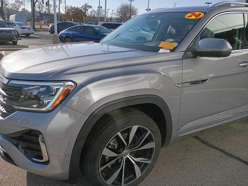 2024 Volkswagen Atlas 2.0T SEL Premium R-Line 4MOTION