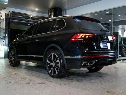 2022 Volkswagen Tiguan 2.0T SEL R-Line 4MOTION
