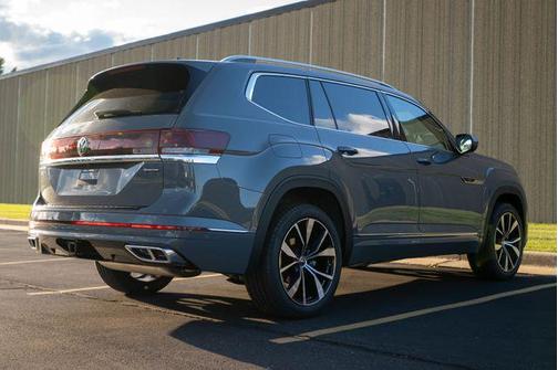 2026 Volkswagen Atlas 2.0T SEL Premium R-Line 4MOTION