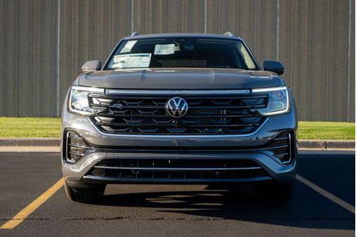 2026 Volkswagen Atlas 2.0T SEL Premium R-Line 4MOTION