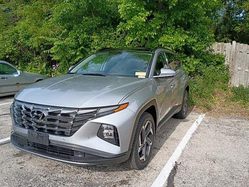 Shimmering Silver 2024 Hyundai TUCSON Limited