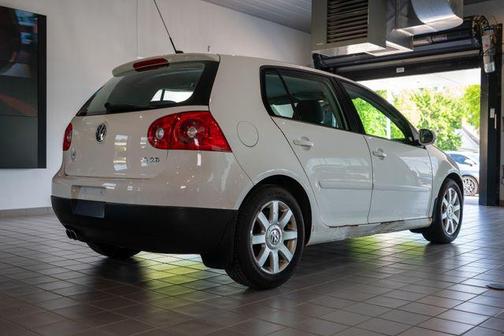 2009 Volkswagen Rabbit Base