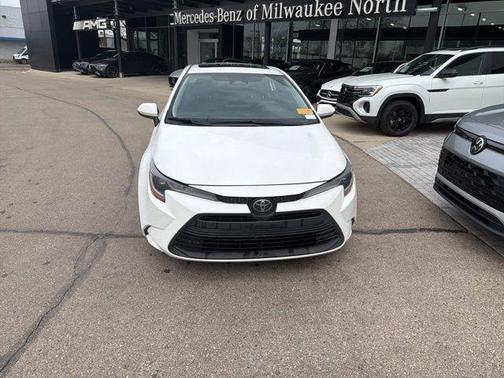 Ice Cap 2024 Toyota Corolla LE