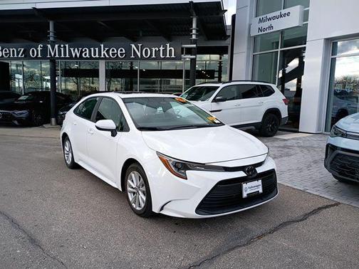 Ice Cap 2024 Toyota Corolla LE