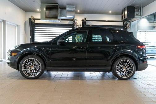 2023 Porsche Cayenne Cayenne