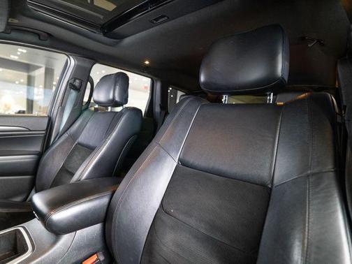 2017 Jeep Grand Cherokee Altitude