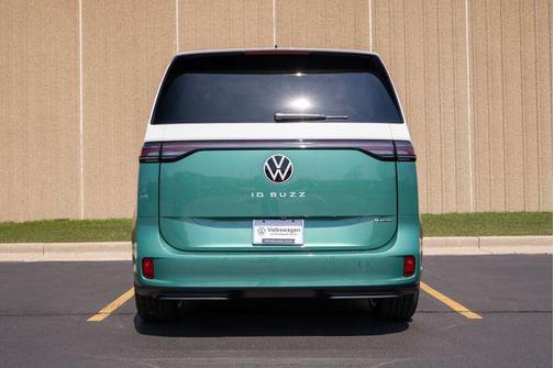 2025 Volkswagen ID. Buzz 1st Edition with 4MOTION