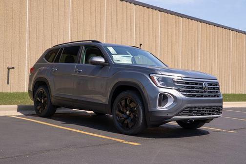 2025 Volkswagen Atlas 2.0T SE w/Technology 4MOTION