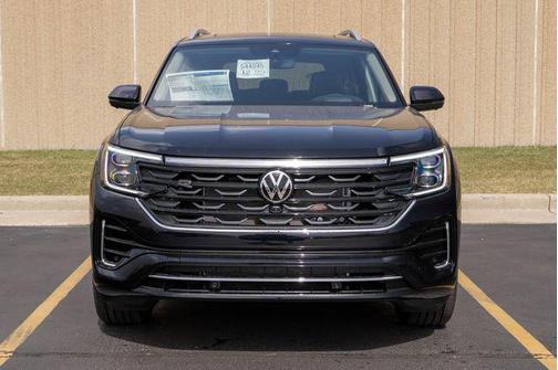 2025 Volkswagen Atlas 2.0T SEL Premium R-Line 4MOTION