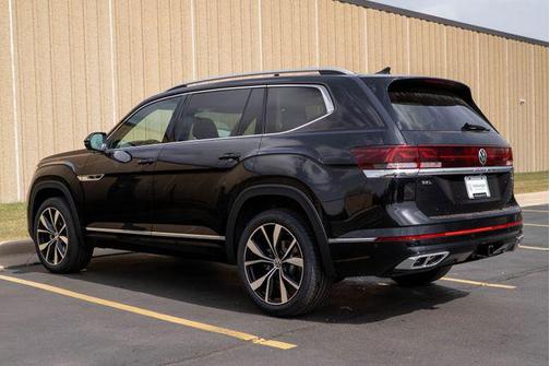 2025 Volkswagen Atlas 2.0T SEL Premium R-Line 4MOTION